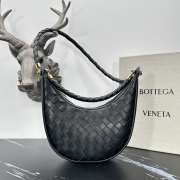 Bottega Veneta Gemelli Bag In Black 24x15x6cm - 1