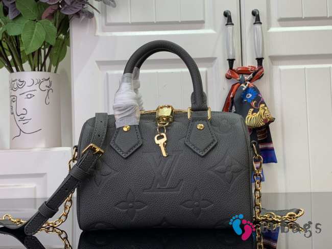 Uubags Louis Vuitton M12013 Speedy Bandoulière Bag 15x12.5x20cm - 1