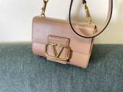 Uubags Valentino Garavani Stud sign grainy calfskin shoulder bag in light pink 20x15x7cm - 2