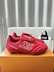 Uubags Louis Vuitton 1AHDOR LV Footprint Soccer Sneaker In Red  - 1