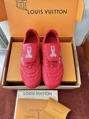 Uubags Louis Vuitton 1AHDOR LV Footprint Soccer Sneaker In Red  - 5