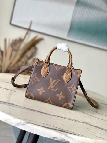 Uubags Louis Vuitton M46839 OnTheGo BB Monogram Canvas Bag 18x15x8.5cm 