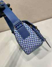 Uubags Prada Messenger bag in blue fabric-printed nylon with saffiano leather 25x19.5x11cm - 2