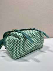 Uubags Prada Messenger bag in green fabric-printed nylon with saffiano leather 25x19.5x11cm - 5