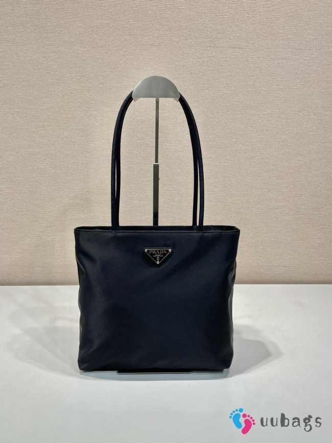 Uubags Prada retro tote bag in black 25x24x7cm - 1