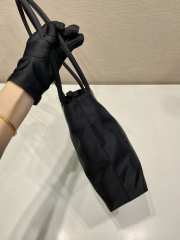 Uubags Prada retro tote bag in black 25x24x7cm - 2