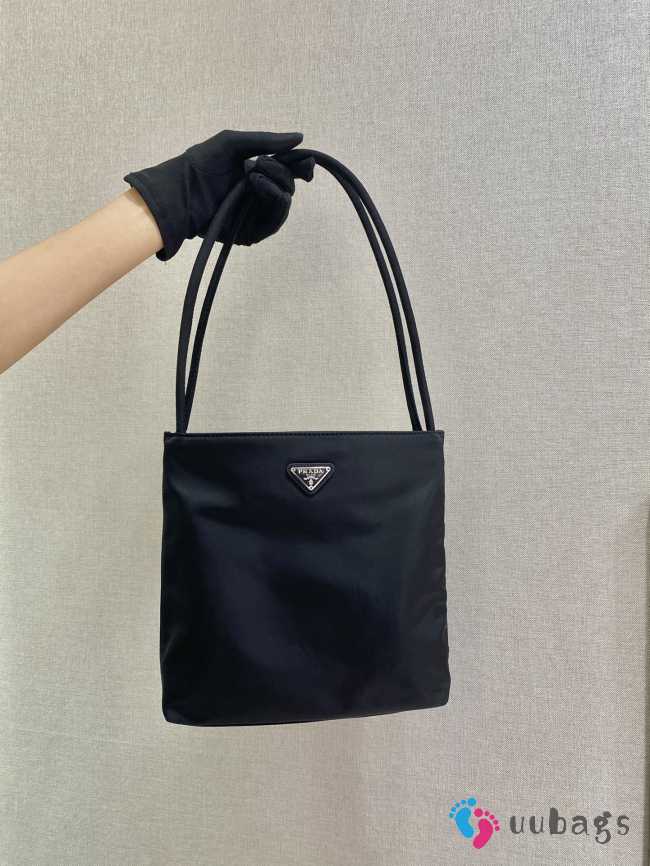 Uubags Prada small retro tote bag in black 23x22x5cm - 1