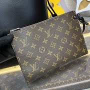 Uubags Louis Vuitton M11930 Neverfull MM Bag In Black 31x28x14cm - 2