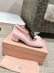 Uubags Miu Miu patent leather pumps with bow in pink 4cm - 3