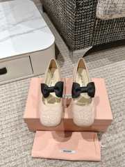 Uubags Miu Miu patent leather pumps with bow in beige 4cm - 6