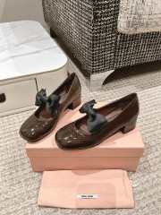 Uubags Miu Miu patent leather pumps with bow in brown 4cm - 1