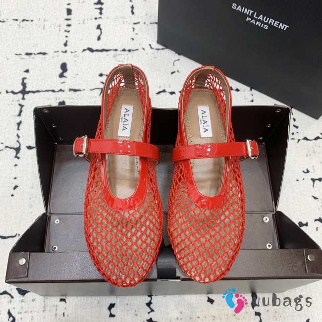 Uubags Alaia ballet flats in fishnet red - 1