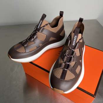 Uubags Hermes Katana sneaker in knit and dark chocolate calfskin with graphic cut-out detail