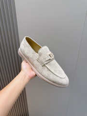 Uubags Louis Vuitton Estate Monogram Loafers In Beige  - 6