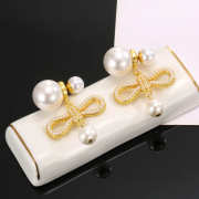 Uubags Dior earrings gold pearl 01 - 3