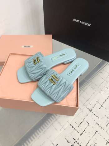 Miu Miu Slippers S004