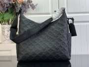 Uubags Louis Vuitton M14778 Hobo Cargo Black Monogram Shadow embossed calf leather 27x19.7x34.5cm - 4