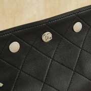 Uubags Chanel Large Bucket Bag Shiny Lambskin & Silver Plated Metal In Black 28x31x15cm - 2