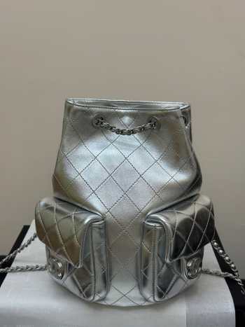 Uubags Chanel Backpack Metallic Lambskin and Silver Metal In Silver 24.5x18x8cm