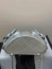 Uubags Chanel Backpack Metallic Lambskin and Silver Metal In Silver 24.5x18x8cm - 3