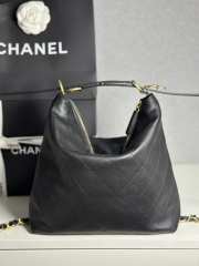 Uubags Chanel Hobo Bag Lambskin & Gold Metal In Black 27x33x10.5cm - 4