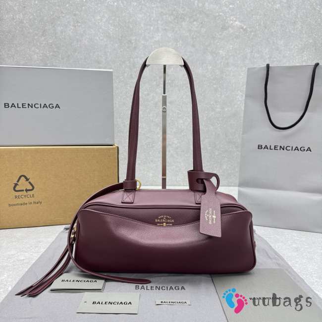 Uubags Balenciaga carrie bowling bag small in dark burgundy calfskin, aged-gold hardware 34x12x12cm - 1