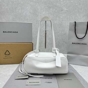 Uubags Balenciaga carry bowling bag small in white calfskin, aged-gold hardware 34x12x12cm