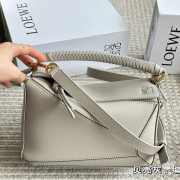 Uubags Loewe Puzzle Small Shoulder Bag In Light Grey Calf Leather 24x16.5x10.5cm - 3