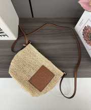 Uubags Loewe Slit pochette bag in raffia and calfskin 17x27x11cm - 2