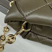 Uubags Loewe Small Puffer Goya bag in dark khaki pleated shiny nappa lambskin 23x9x17cm - 3