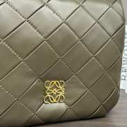 Uubags Loewe Small Puffer Goya bag in dark khaki pleated shiny nappa lambskin 23x9x17cm - 2