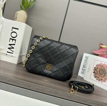 Uubags Loewe Small Puffer Goya bag in black pleated shiny nappa lambskin 23x9x17cm