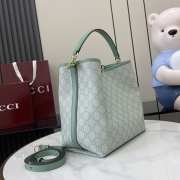 Uubags Gucci Emblem bucket green and white GG monogram coated fabric bag 25x25x15.5cm - 6