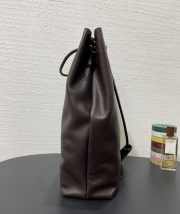 Uubags Loewe Pebble hobo in supple grained calfskin in burgundy 40x27.5x11.5cm - 4