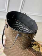 Uubags Louis Vuitton M11946 Neverfull Inside Out MM Bag In Black 31x28x14cm - 5