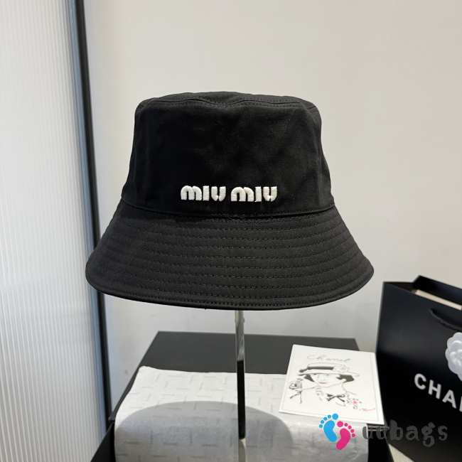 Uubags Miu Miu bucket hat black  - 1