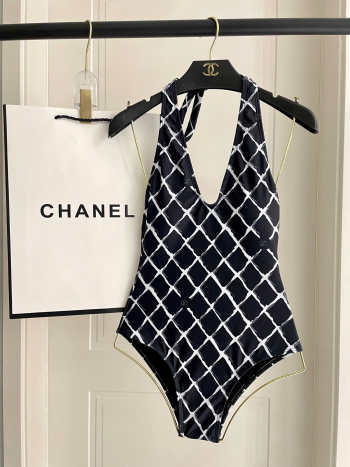 Uubags Chanel Coco Beach swimsuit