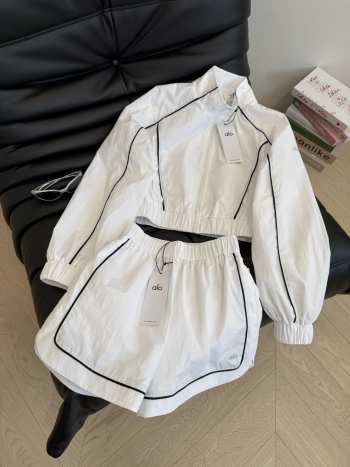 Uubags Alo Motivate Full-Zip Track Jacket In White/Black