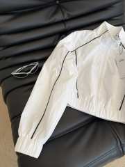 Uubags Alo Motivate Full-Zip Track Jacket In White/Black - 3