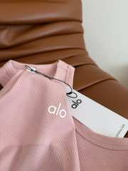 Uubags Alo Aspire Tank Top In Pink - 6