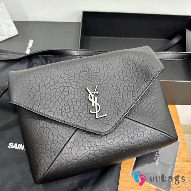 Uubags YSL Cassandre Envelope messenger in lambskin black 23x16.5x6cm - 1