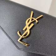 Uubags YSL Uptown pouch in grain de poudre leather in black 27x16x2cm - 2