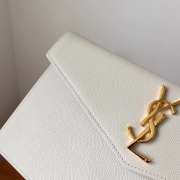 Uubags YSL Uptown pouch in grain de poudre leather in white 27x16x2cm - 4