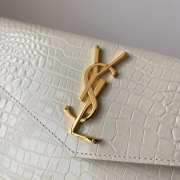 Uubags YSL Uptown pouch in crocodile-embossed white shiny leather 27x16x12cm - 3