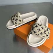 Uubags Louis Vuitton Miami mules in beige - 6