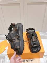 Uubags Louis Vuitton 1AGMA6 Chameleon Platform Comfort Sandal In Black/Brown 5cm - 5