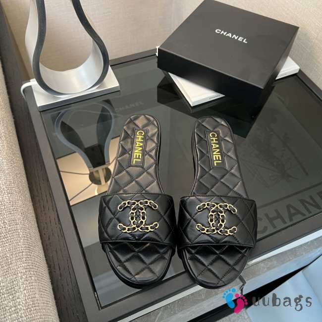 Uubags Chanel slipper in black  - 1