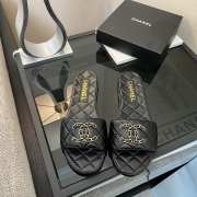 Uubags Chanel slipper in black  - 1