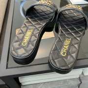 Uubags Chanel slipper in black  - 2