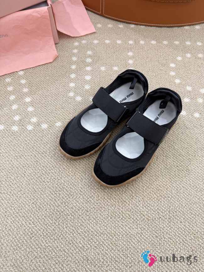 Uubags Miu Miu Tyre technical fabric and suede ballerinas in black - 1